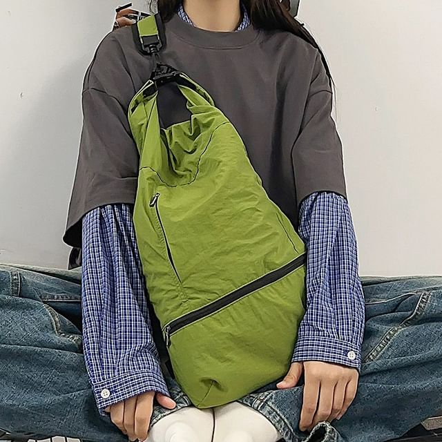 Sling Nylon Bag Plain