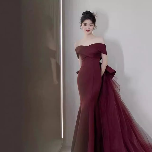 Bow Panel Plain Off-Shoulder Mermaid Mesh Gown Evening