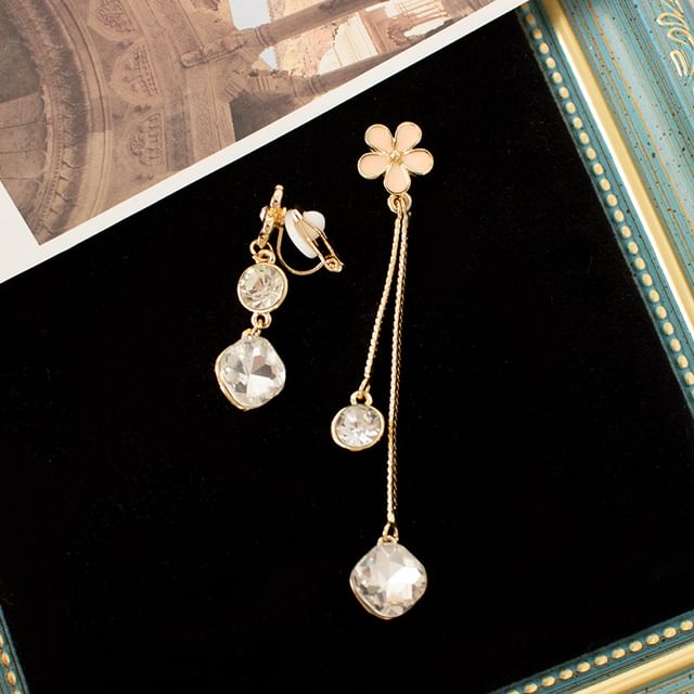Dangle Earring Alloy Asymmetrical Rhinestone Floral