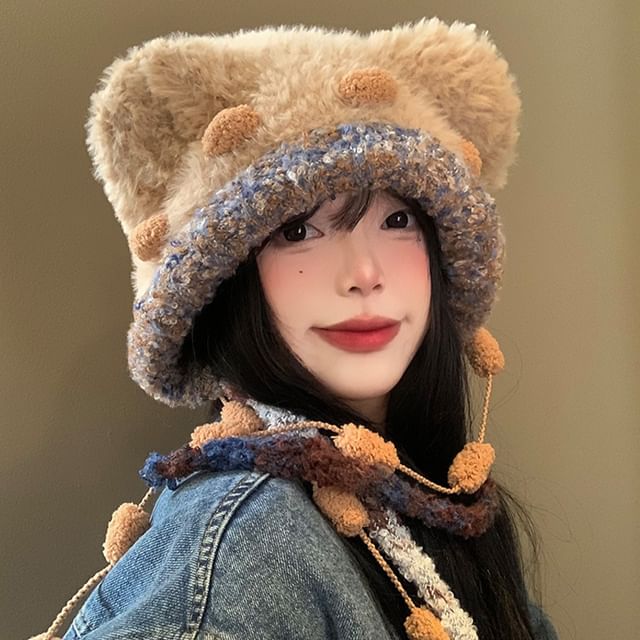 Bear Fluffy Ear Knit Panel Hat