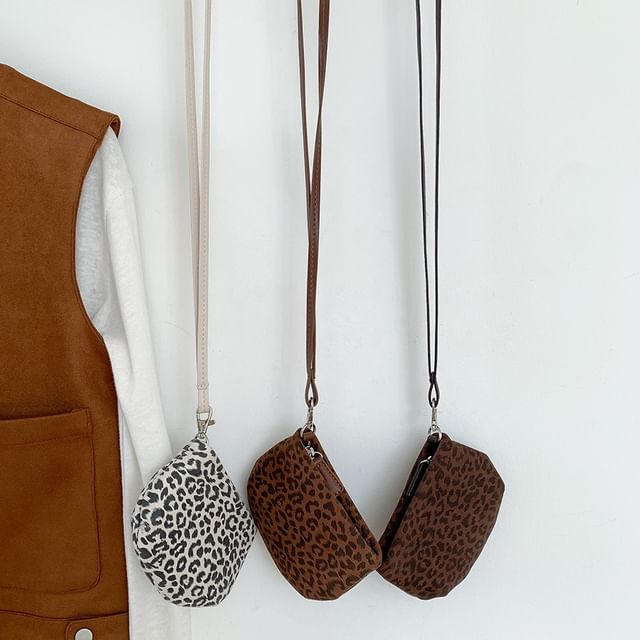 Leopard Necklace Pouch Print
