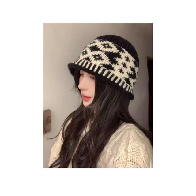 Knit Jacquard Beanie Diamond