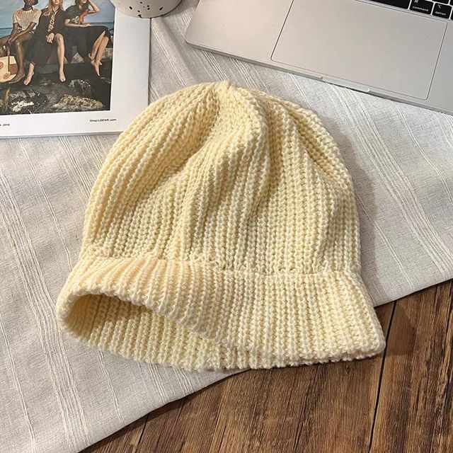 Ribbed Plain Beanie
