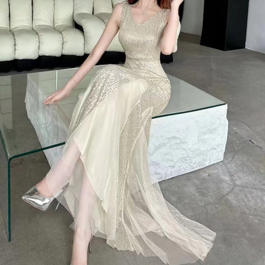 Evening Sequined V-Neck Sleeveless Mermaid Gown