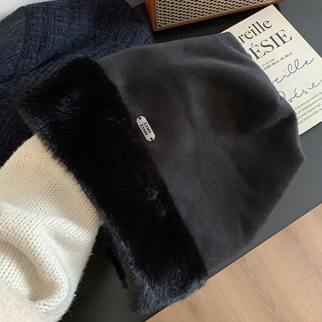 Plain Panel Beanie Fluffy