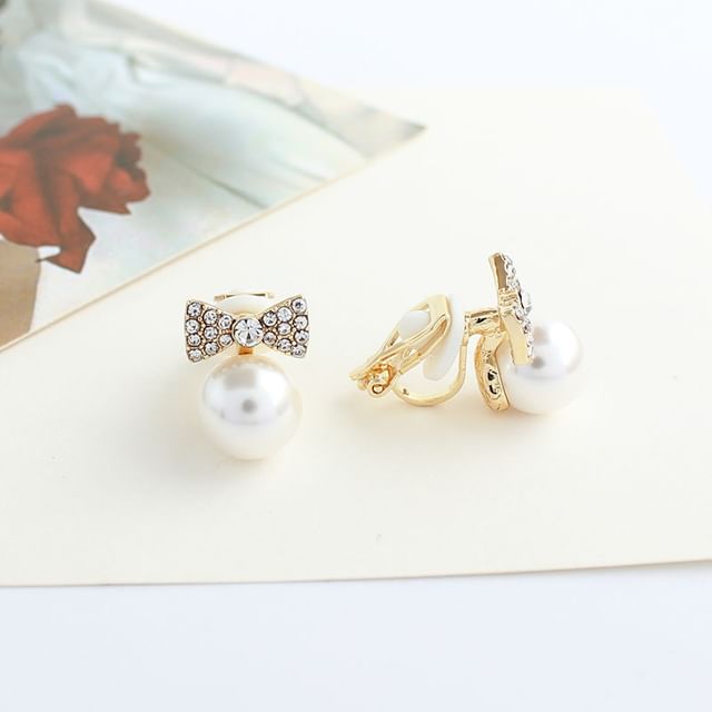 Pearl Faux Earring Bow