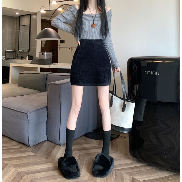 Skirt Pencil High Rise Plain Fluffy Mini