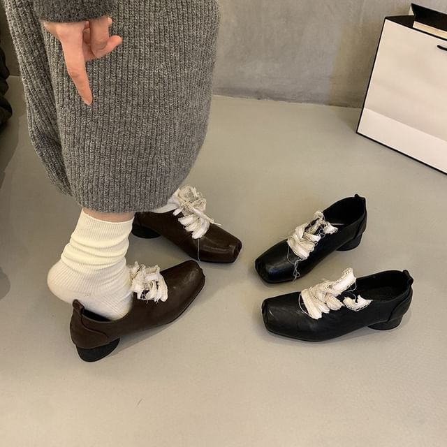 Pumps Square Lace Block Heel Up Toe