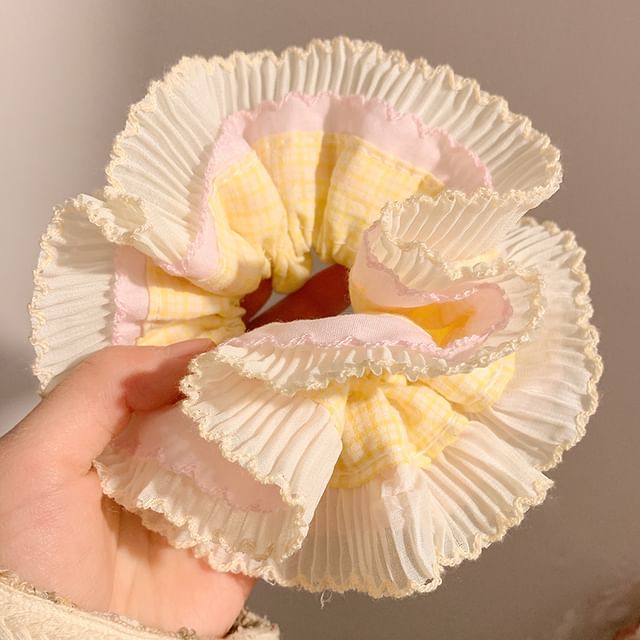 Plaid Scrunchie Pleated Panel