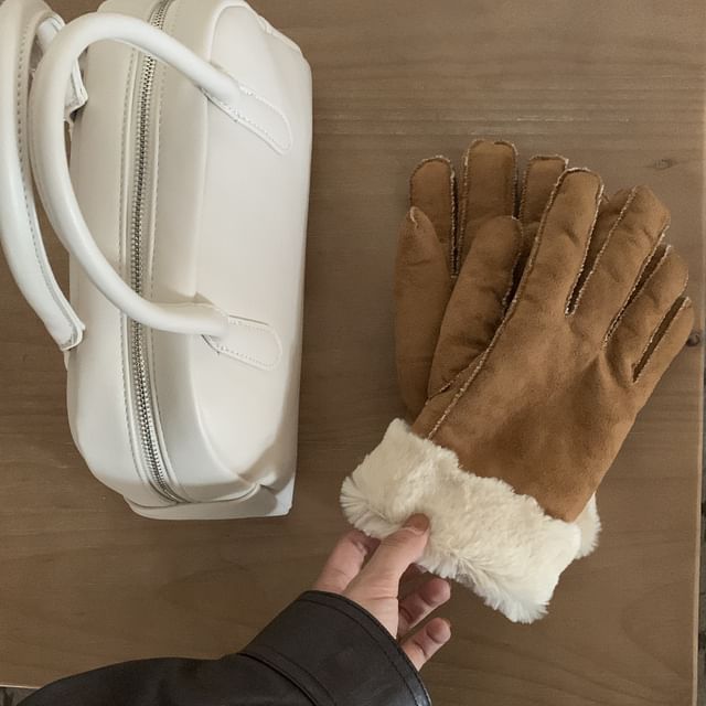 Plain Faux Trim Suede Gloves Fluffy