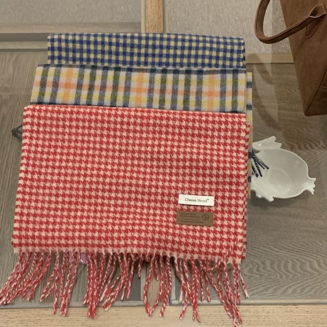 Trim Scarf Fringed Plaid Applique