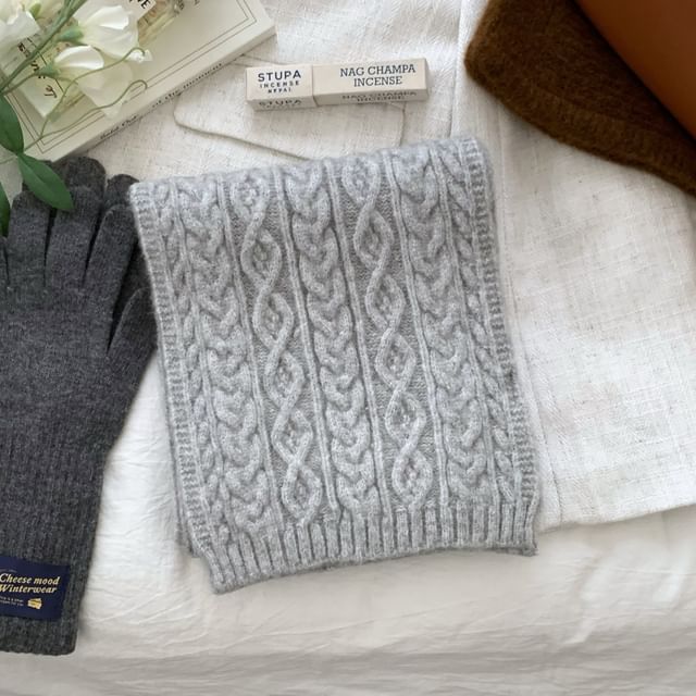 Plain Scarf Cable-Knit