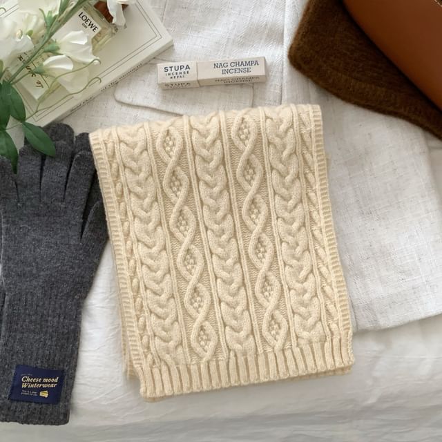 Plain Scarf Cable-Knit