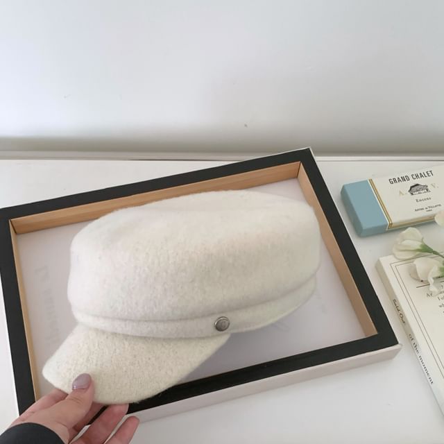 Buttoned Cap Newsboy