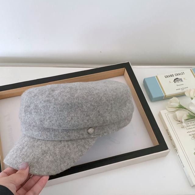 Buttoned Cap Newsboy