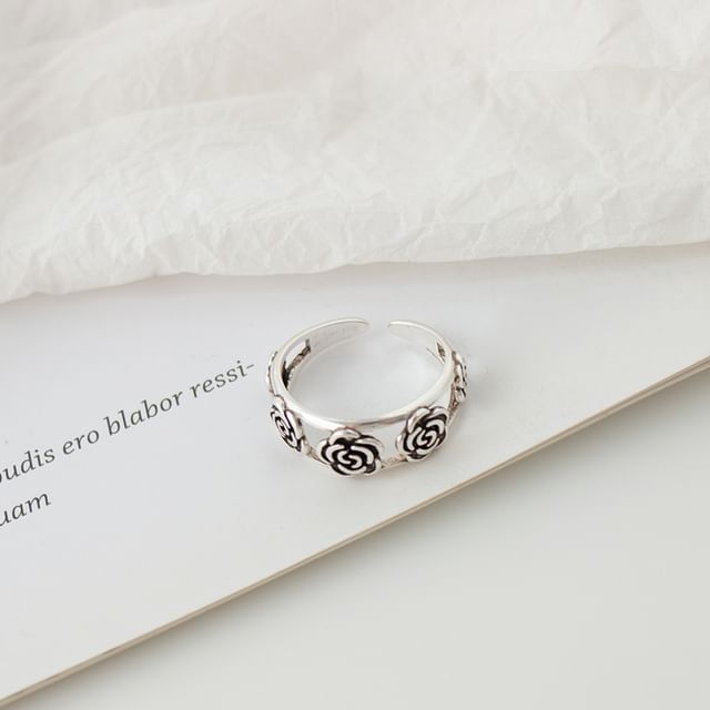 Rhinestone Set Open Ring Flower /