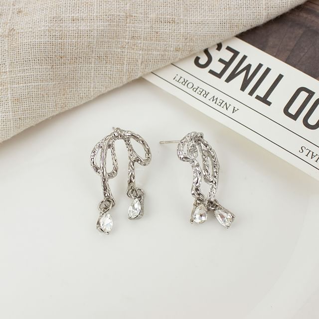 / On Drop Rhinestone Bow Earring Clip