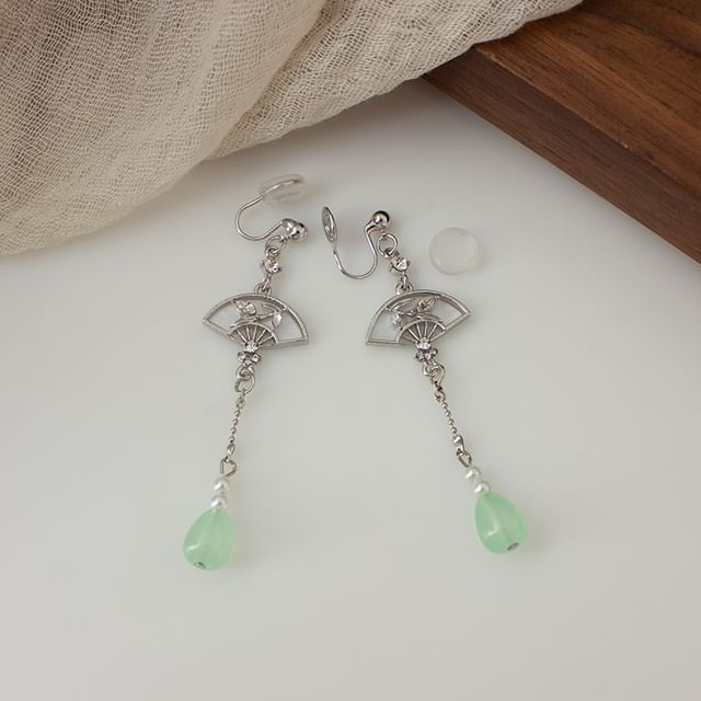 Fan On Drop / Earring Faux Clip Jade