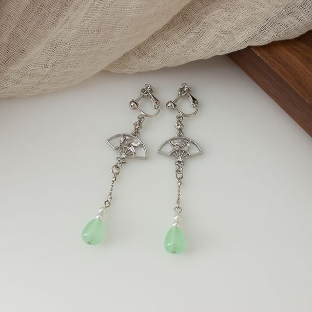 Fan On Drop / Earring Faux Clip Jade