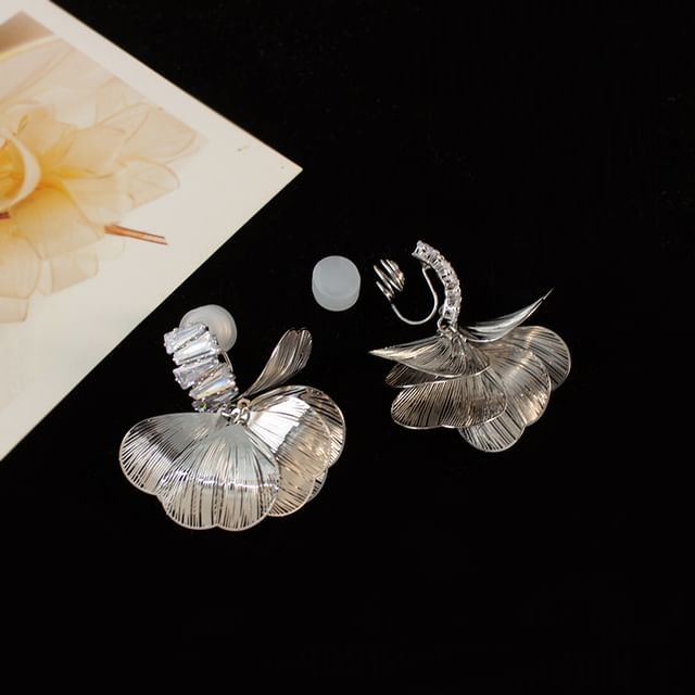 Clip / Rhinestone Petal On Earring Drop