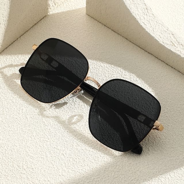 Square Sunglasses Oversized