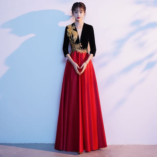 Embroidered A-Line 3/4-Sleeve Gown Evening V-Neck