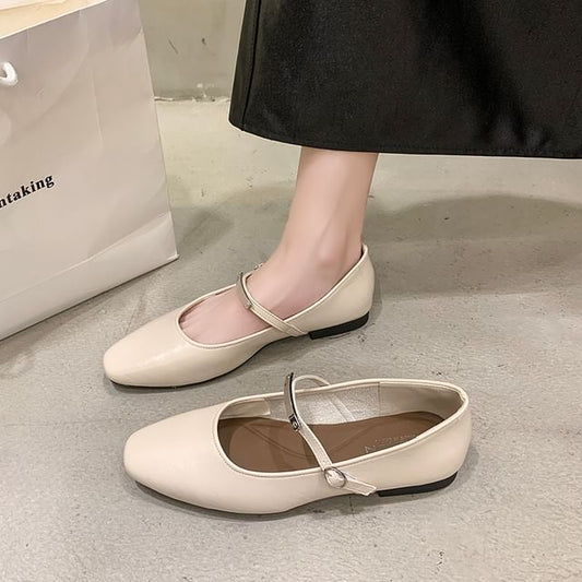 Metal Jane Buckle Accent Mary Shoes