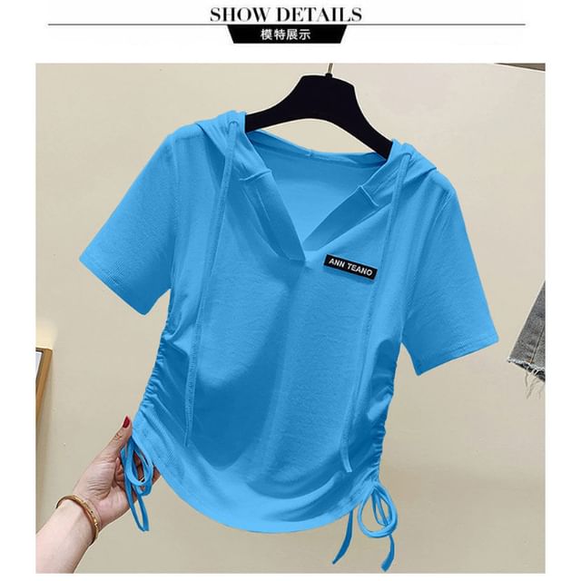 Lettering Tee Short-Sleeve V-Neck Drawstring