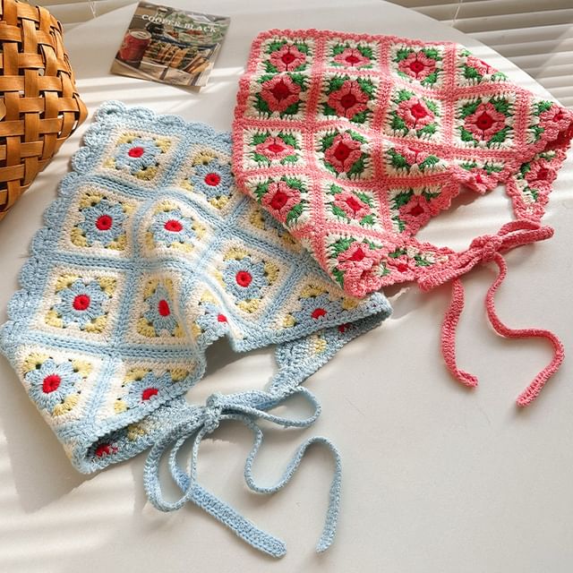 Knit Head Triangle Floral Plaid Scarf