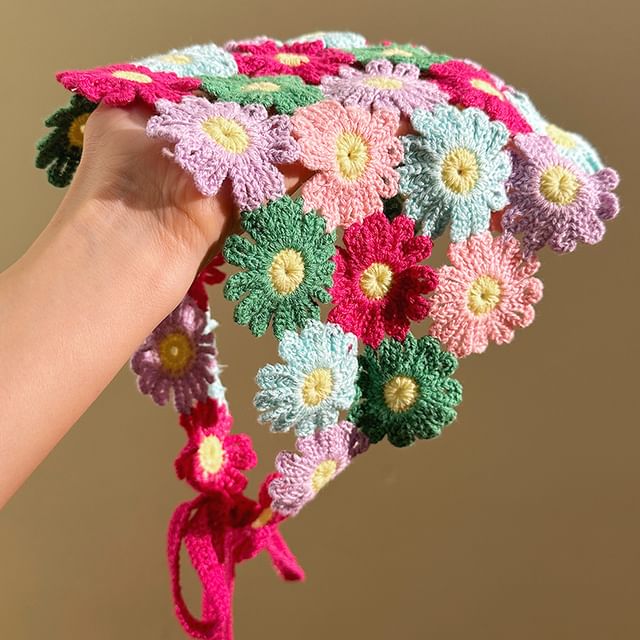 Triangle Scarf Floral Head Knit