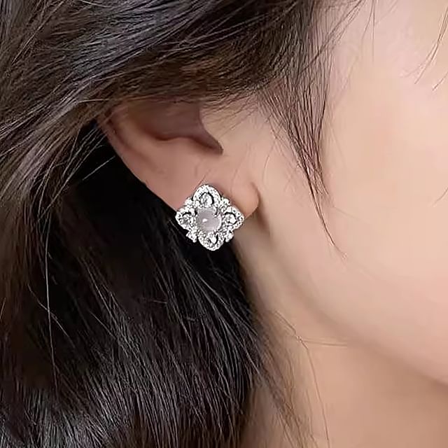 Leaf Rhinestone Stud Earring