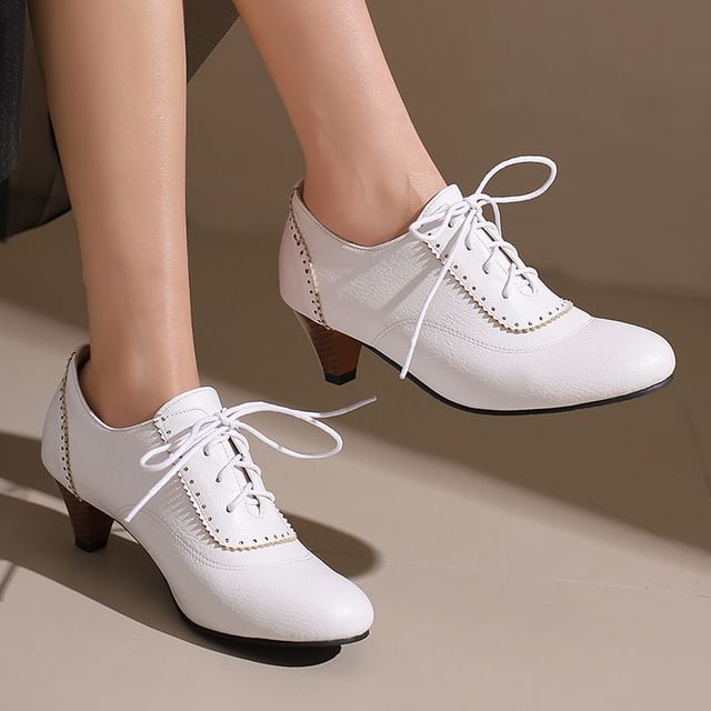 Lace-Up Heel Low Plain Brogue Shoes