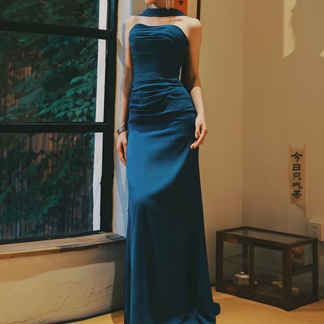 Mermaid Evening Plain Ruched Neck Halter Gown