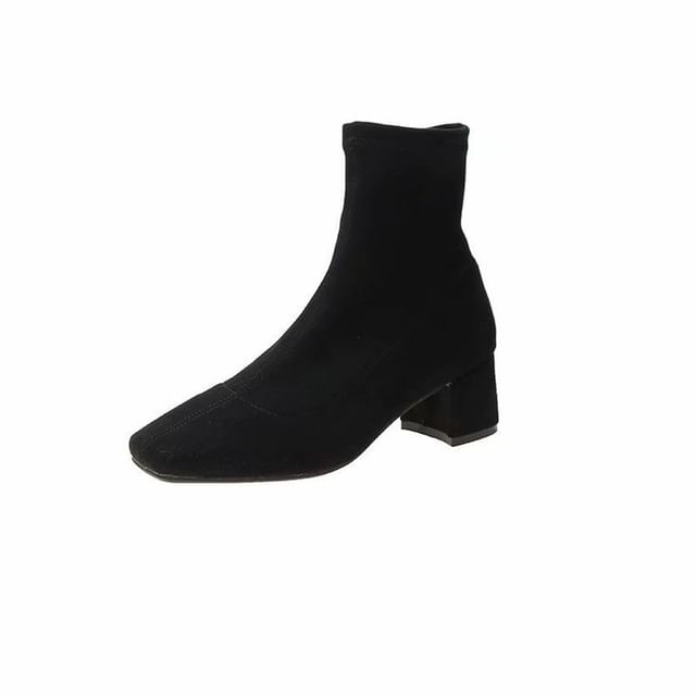 Chunky Square Short Toe Heel Zip-Up Plain Boots