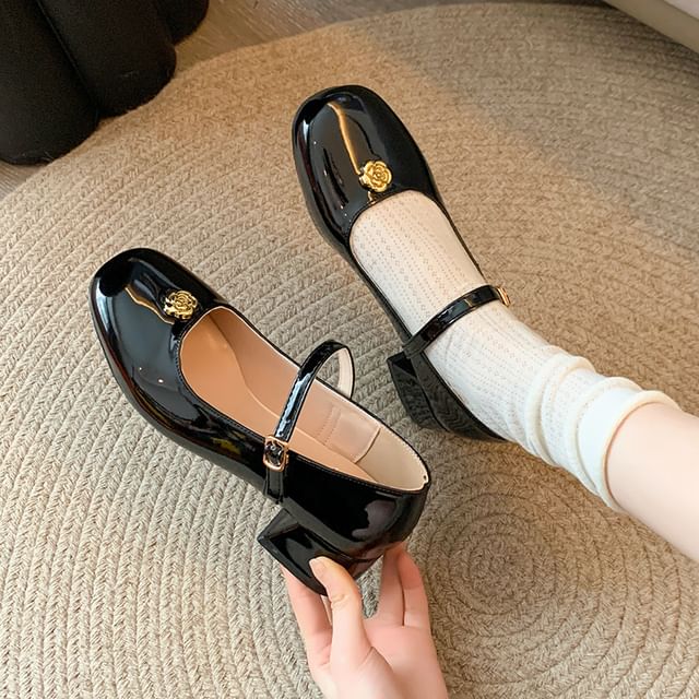 Mary Leather Accent Heel Jane Flower Pumps Patent Chunky