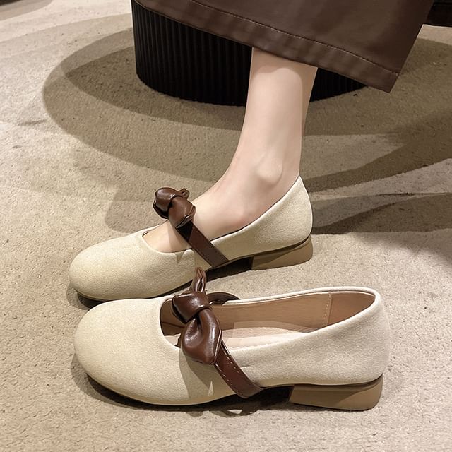 Tone Mary Bow Jane Shoes Accent Two
