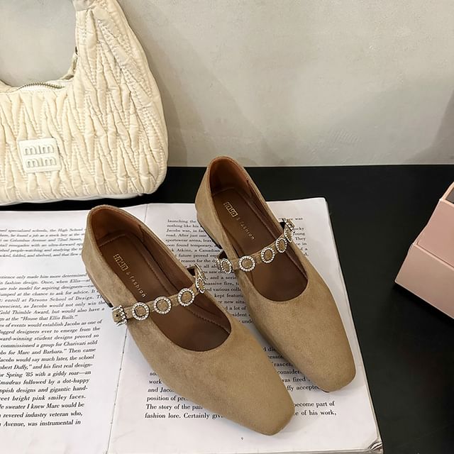 Jane Mary Pumps Accent Rhinestone Heel Chunky