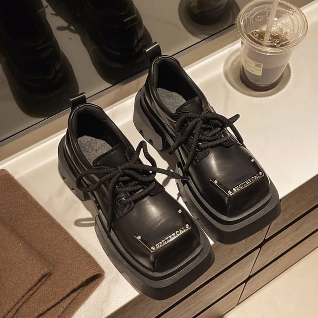 Shoes Accent Lace-Up Leather Toe Metal Square Faux Platform