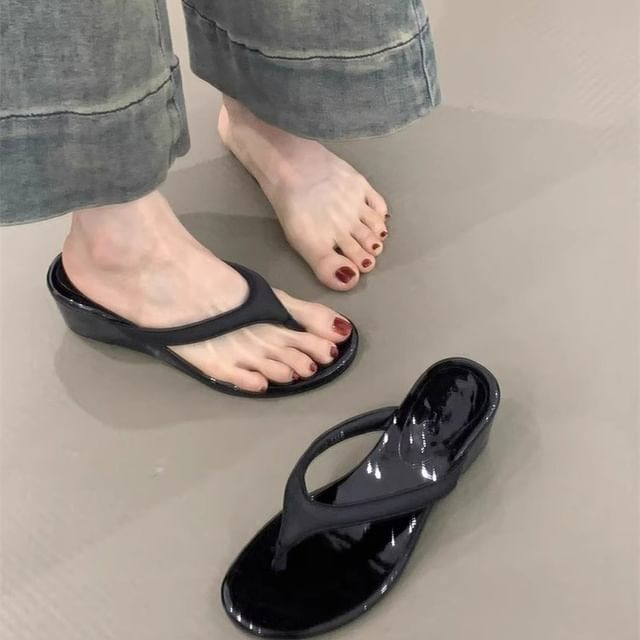 Thong Wedge Platform Sandals