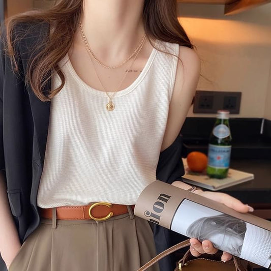 Neck Tank Plain Top Scoop