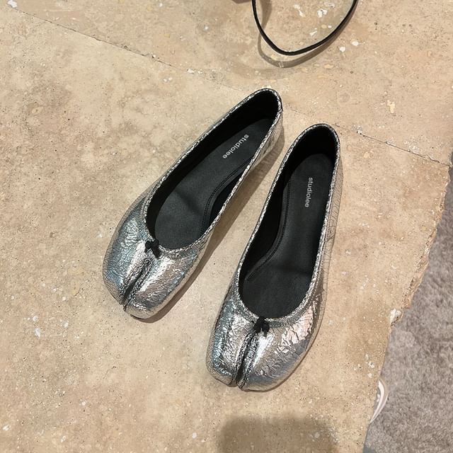 Leather Genuine Toe Split Metallic Flats