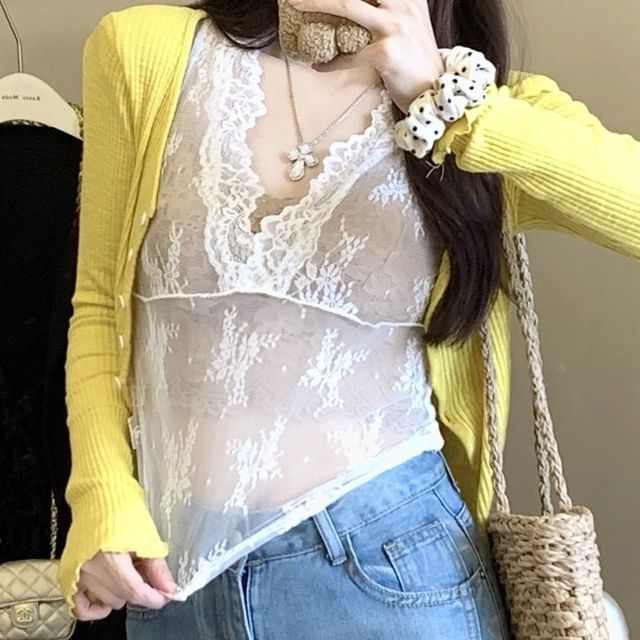 Lace Cardigan / Ruffle Scoop Camisole Neck Plain V-Neck Trim Top