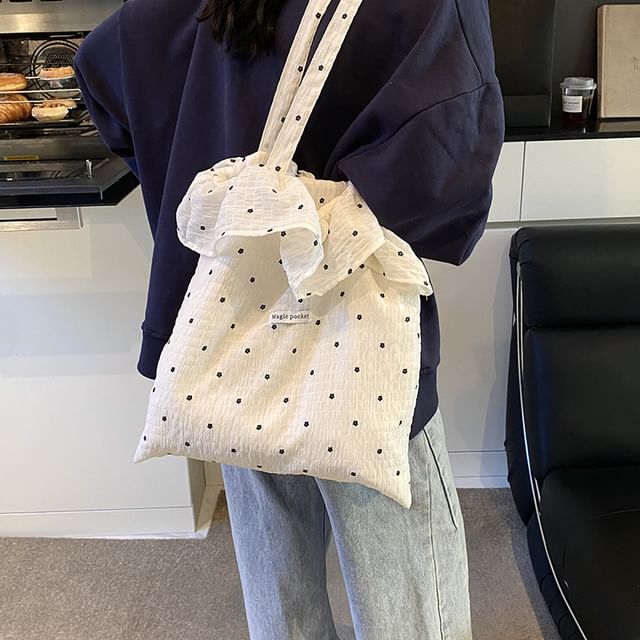 Trim Embroidered Tote Ruffle Bag Floral
