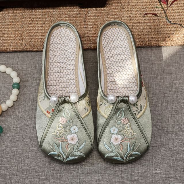Floral Pearl Mules Embroidered Faux