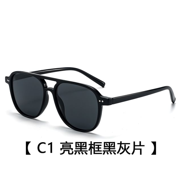 Plastic Sunglasses Aviator