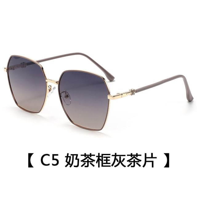 Geometric Sunglasses Frame