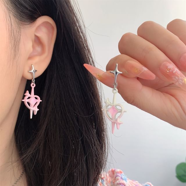 Clip-On Star Earring / Drop