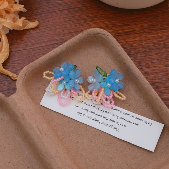 Faux Pearl Flower Ear Beaded Earring / Stud Clip-On