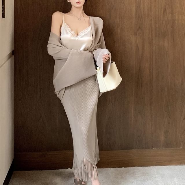 Front High Plain Jacket Camisole Lace Maxi / Top Skirt Pencil Waist Open V-Neck Trim Fringe