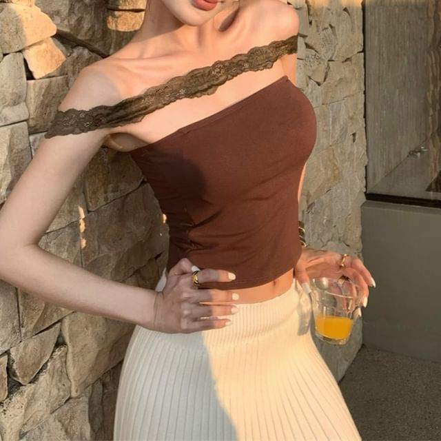 Padded Panel Halter Crop Fit Slim Top Lace Plain